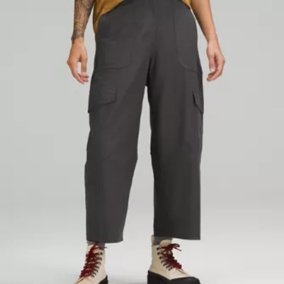 Lululemon Athletica Charcoal Cargo Pants - Picture 2 of 16
